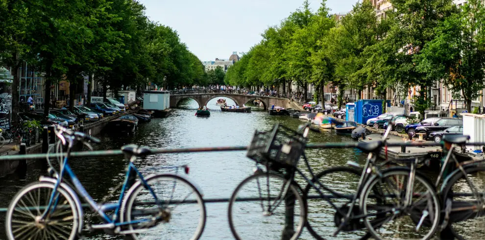 Amsterderdam tours and travels